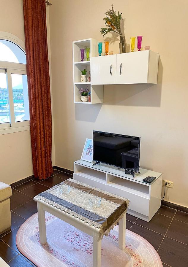 Fully Equipped Apartments Pool & Mountains View In Porto Sharm Resort Экстерьер фото