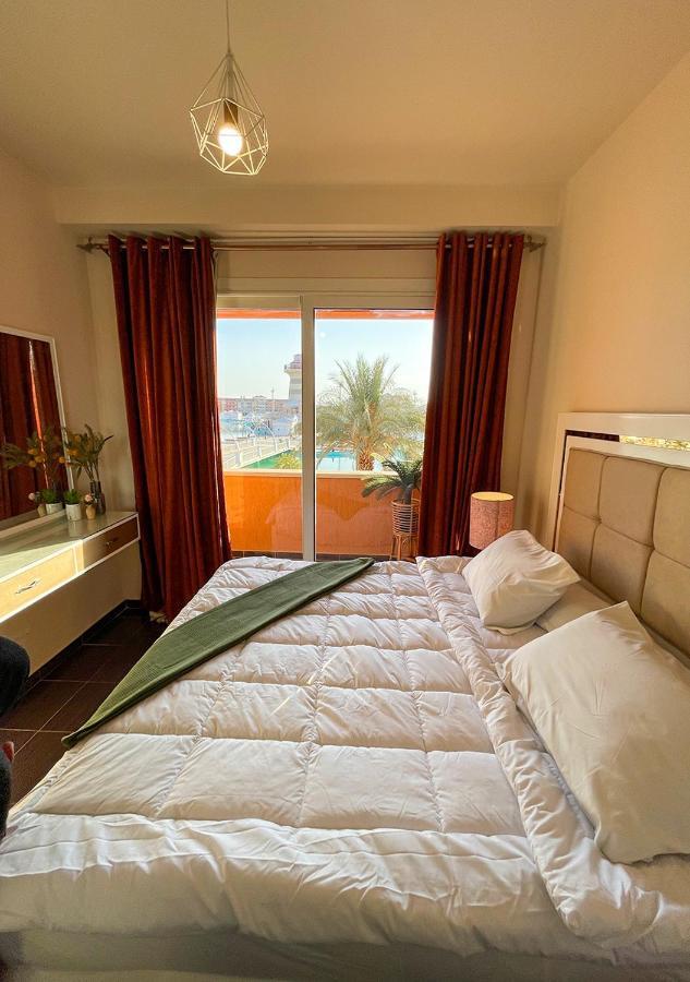 Fully Equipped Apartments Pool & Mountains View In Porto Sharm Resort Экстерьер фото