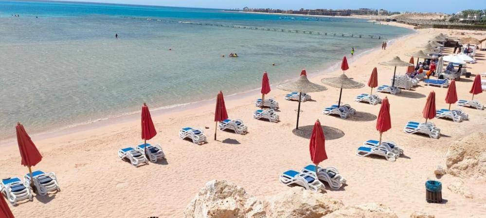 Fully Equipped Apartments Pool & Mountains View In Porto Sharm Resort Экстерьер фото